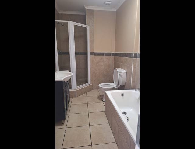 1 bed property to rent in BEACON BAY NORTH